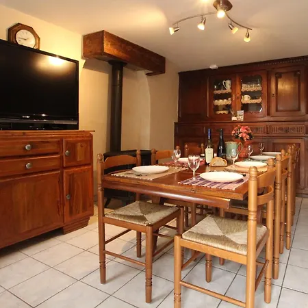 Ferienhaus Ferme Renovee Avec Jardin, Garage Et Wifi Gratuit A - Fr-1-582-1