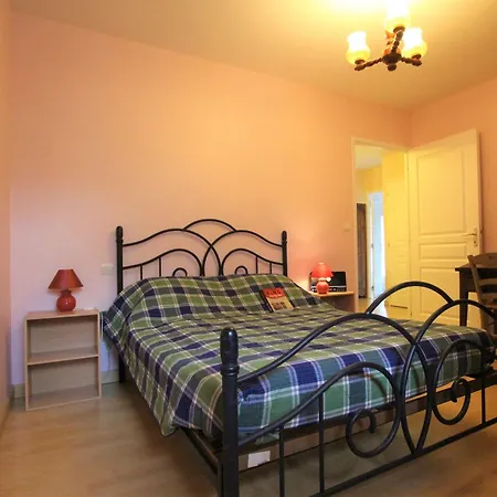 Nyaraló Ferme Renovee Avec Jardin, Garage Et Wifi Gratuit A - Fr-1-582-1 Chamalières-sur-Loir